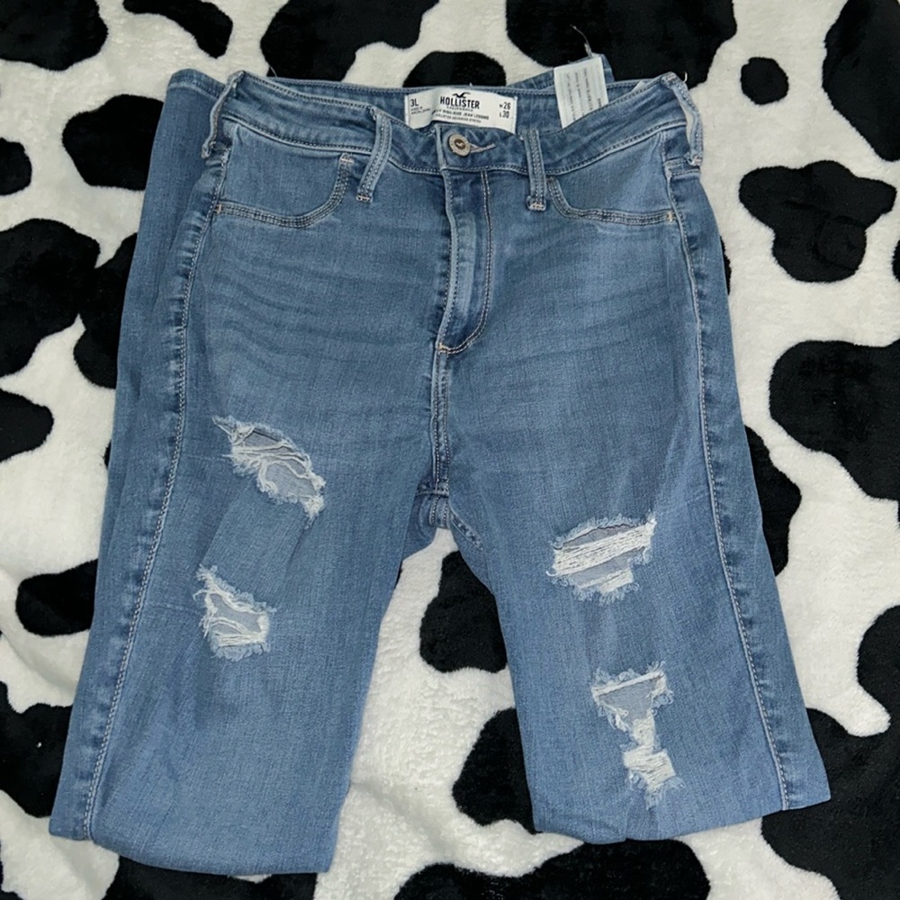 Super high waisted Hollister Distressed jeggings